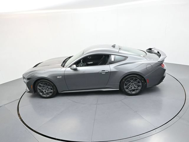 New 2026 Ford Mustang GT w/ GT Performance Package RWD image 38