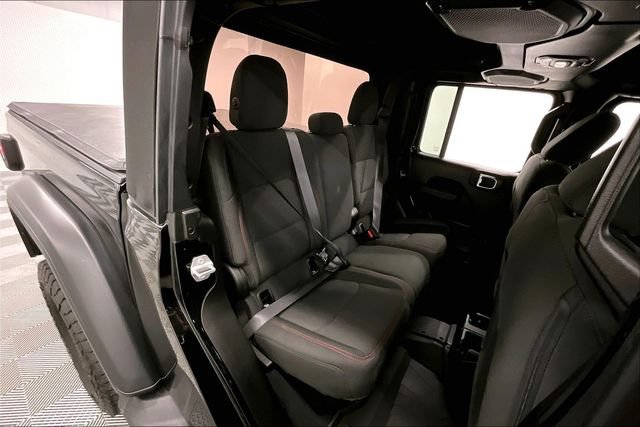 Used 2023 Jeep Gladiator Rubicon w/ Cold Weather Group AWD/4WD image 24