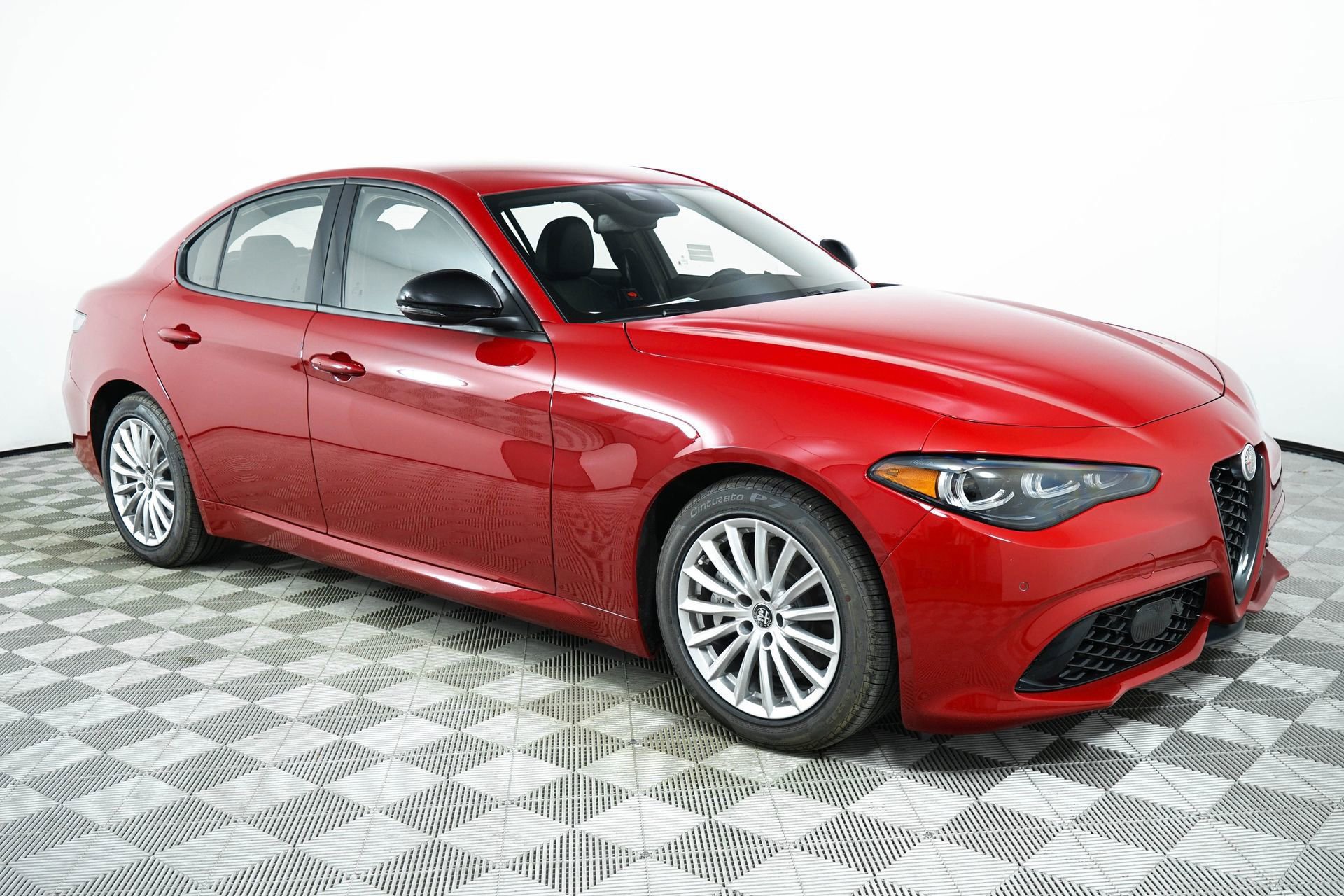 New 2024 Alfa Romeo Giulia Sprint image 1