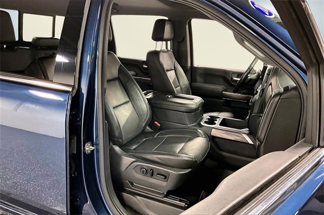 Used 2020 Chevrolet Silverado 2500 LTZ w/ LTZ Premium Package image 28