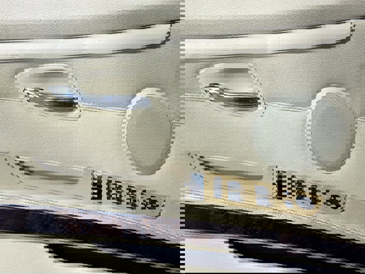 Used 2010 BMW 328i Convertible image 21