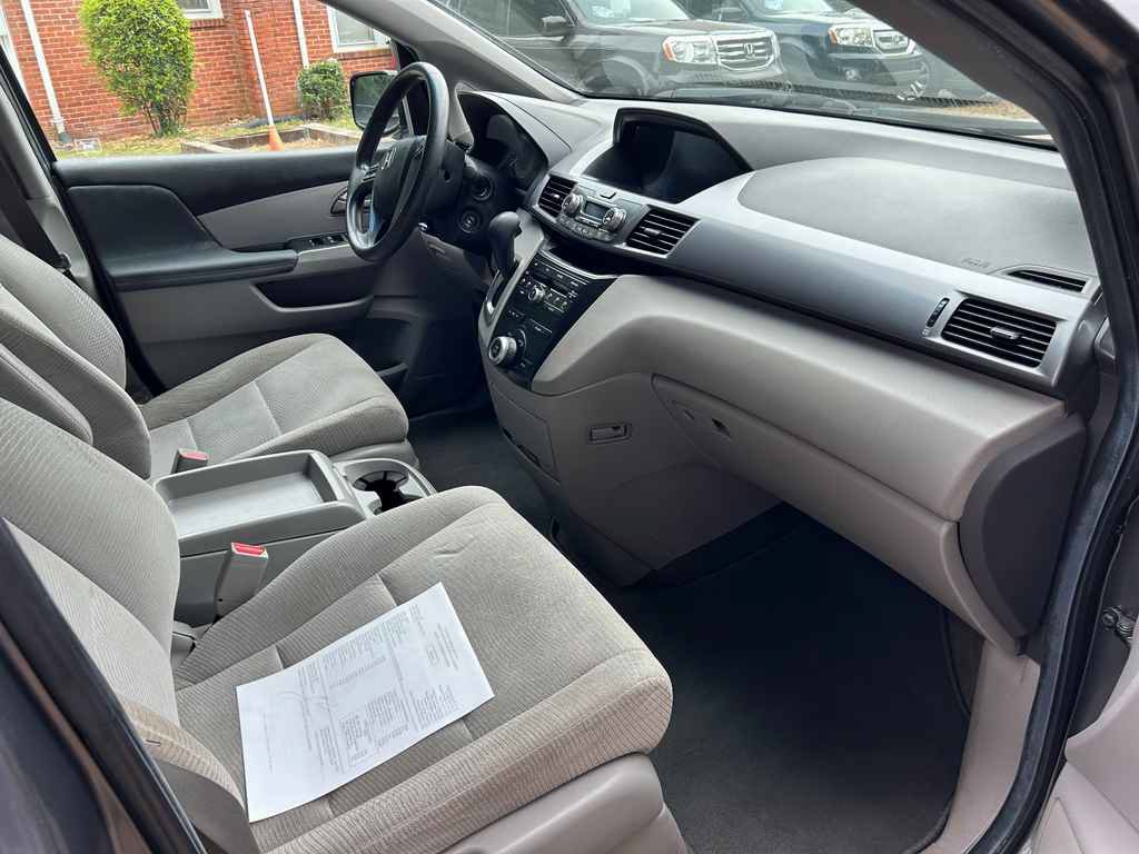 Used 2012 Honda Odyssey EX image 15