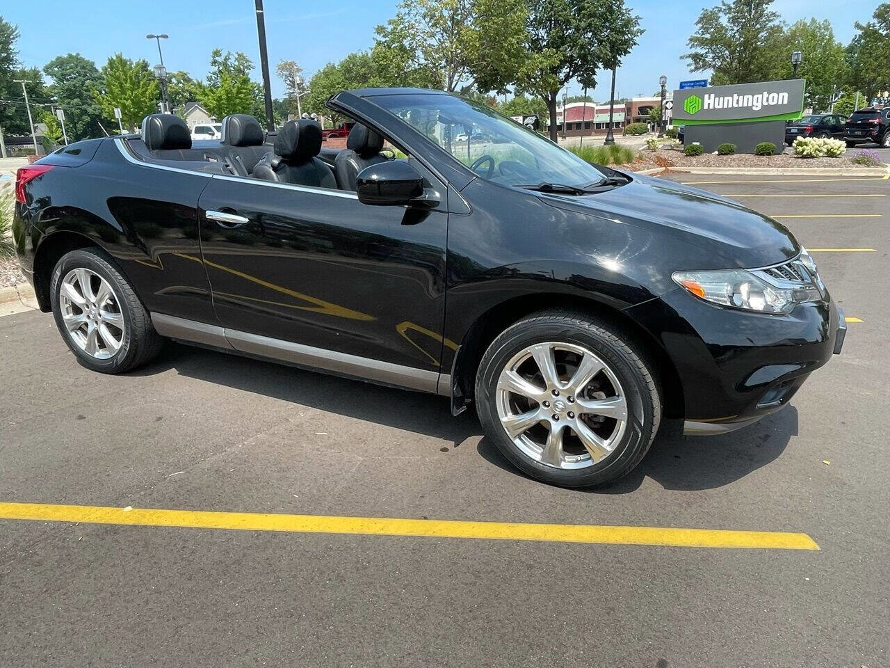 Used 2014 Nissan Murano CrossCabriolet w/ Navigation Package image 2