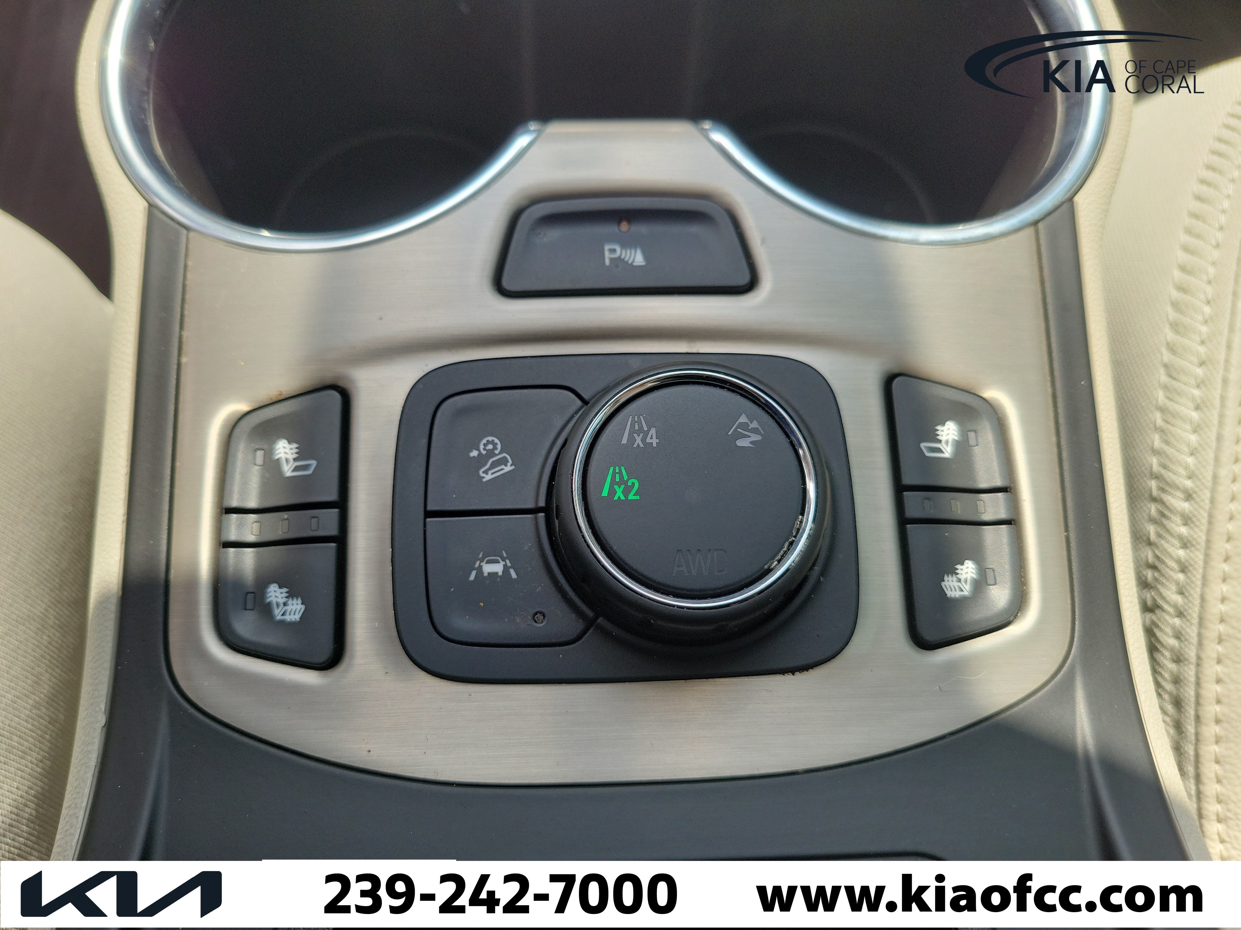 Used 2022 GMC Terrain Denali w/ LPO, Floor Liner Package AWD/4WD image 30