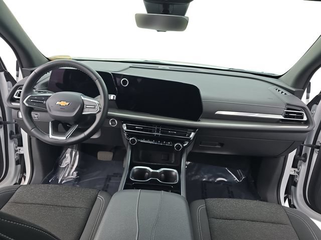 Used 2024 Chevrolet Traverse LT w/ LPO, Floor Liner Package FWD image 12