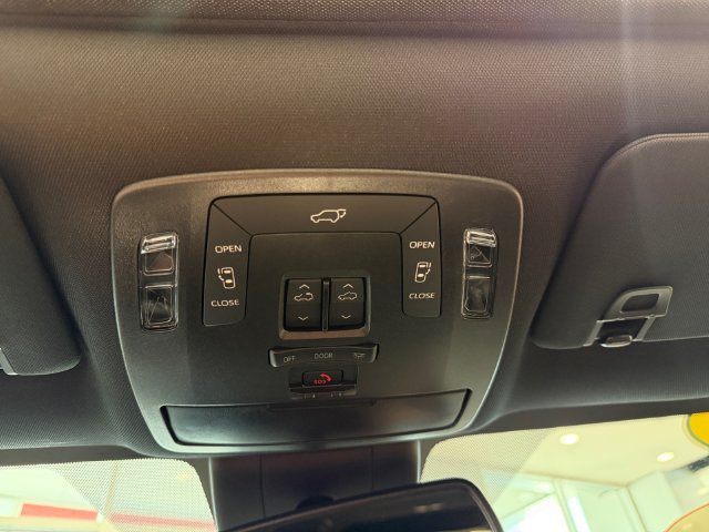 Certified 2026 Toyota Sienna XSE FWD image 27