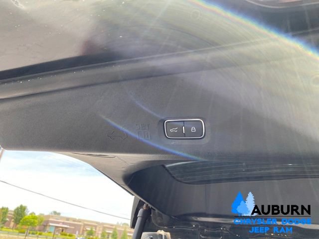 Used 2025 Ford Expedition Max Active AWD/4WD image 16