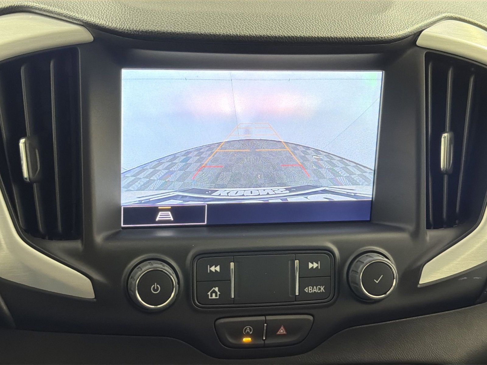 Used 2024 GMC Terrain SLT w/ Elevation Edition image 19