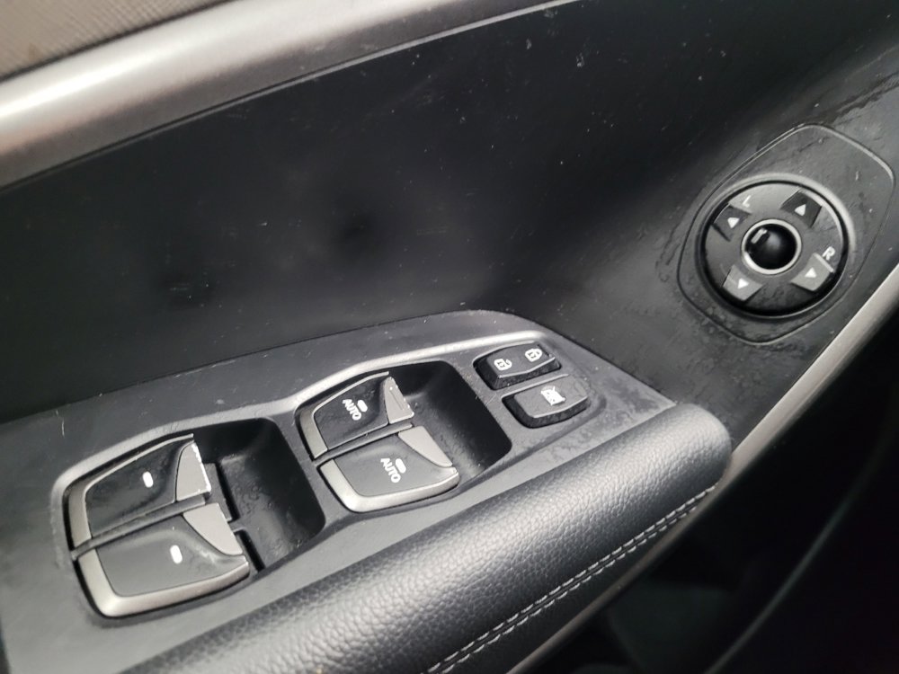 Used 2017 Hyundai Santa Fe Sport image 27