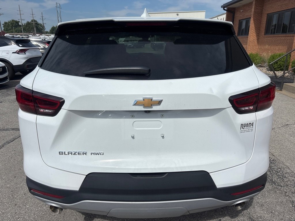 Used 2023 Chevrolet Blazer LT w/ Driver Confidence Package image 9