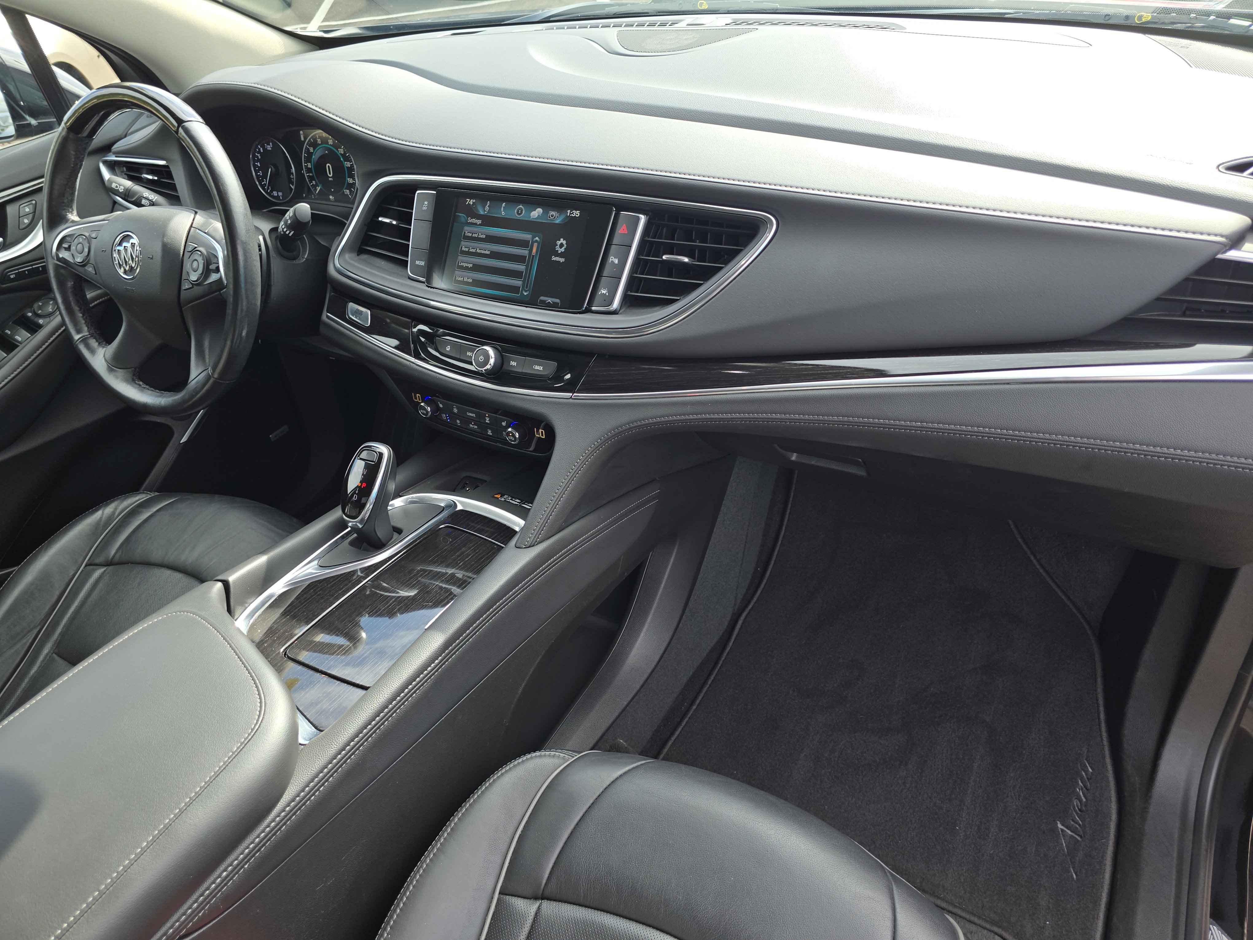 Used 2019 Buick Enclave Avenir w/ Avenir Technology Package image 14