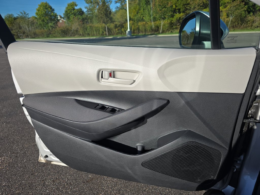 Certified 2024 Toyota Corolla LE FWD image 29