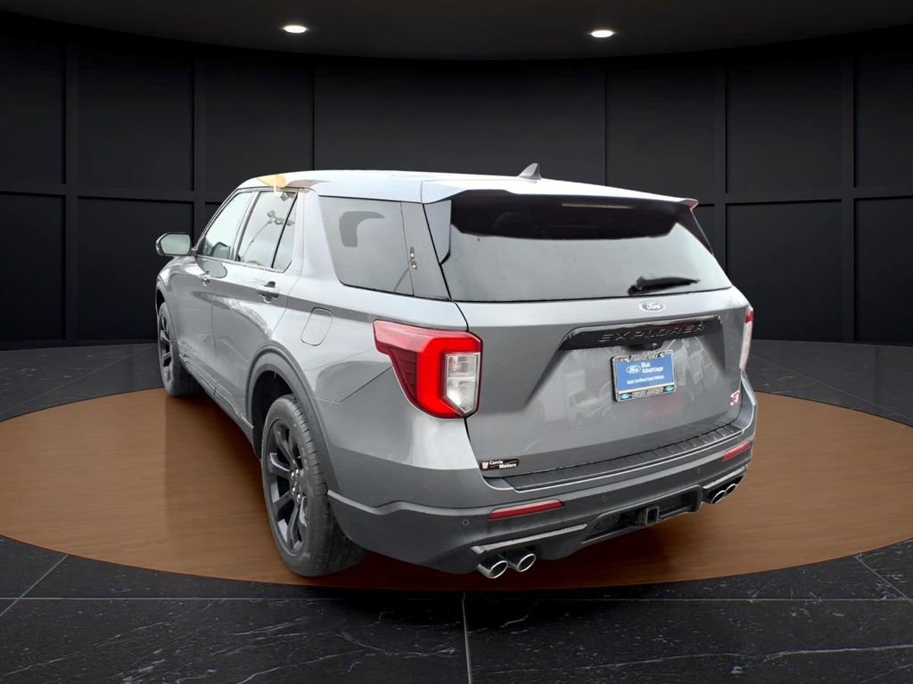 Certified 2022 Ford Explorer ST w/ Equipment Group 401A image 5