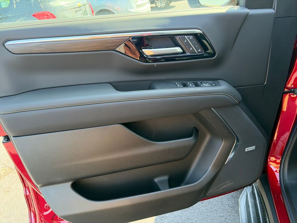 New 2026 Chevrolet Tahoe Premier AWD/4WD image 18