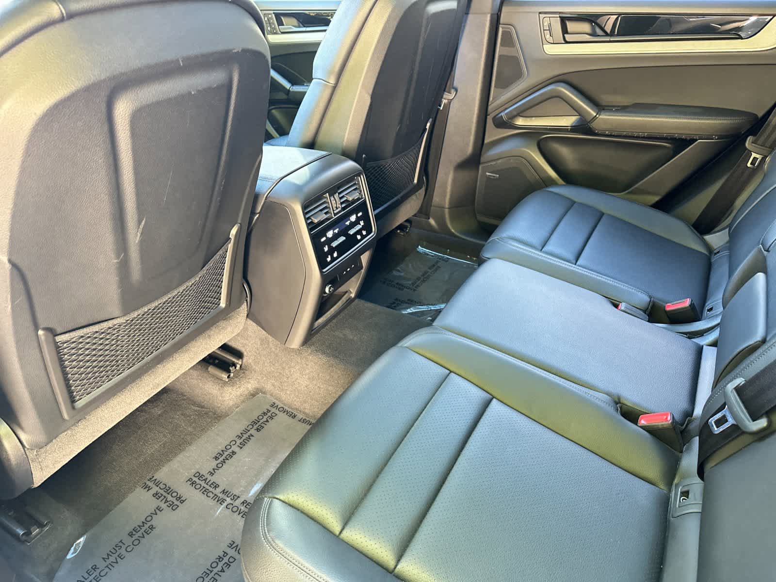 Certified 2024 Porsche Cayenne image 13