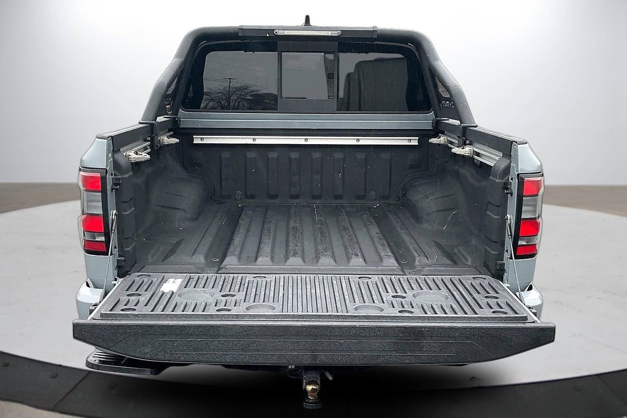 Used 2022 Nissan Frontier PRO-4X w/ Pro-4X Premium Package image 27