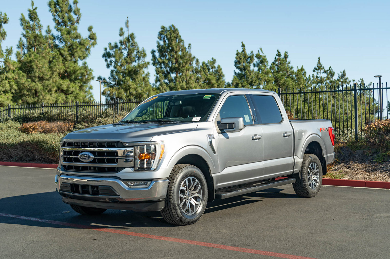 Used 2021 Ford F150 Lariat w/ Max Trailer Tow Package AWD/4WD image 3