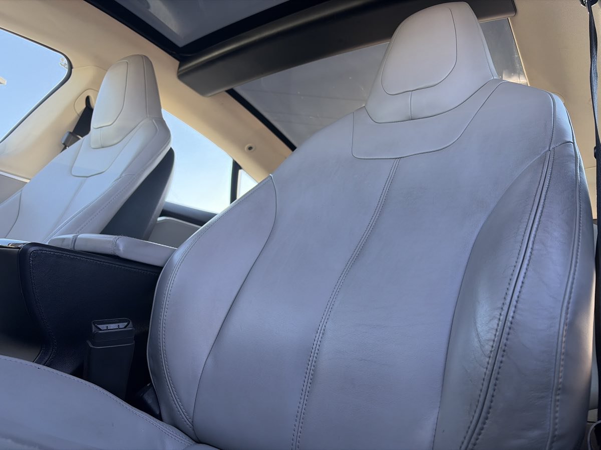 Used 2012 Tesla Model S RWD image 8