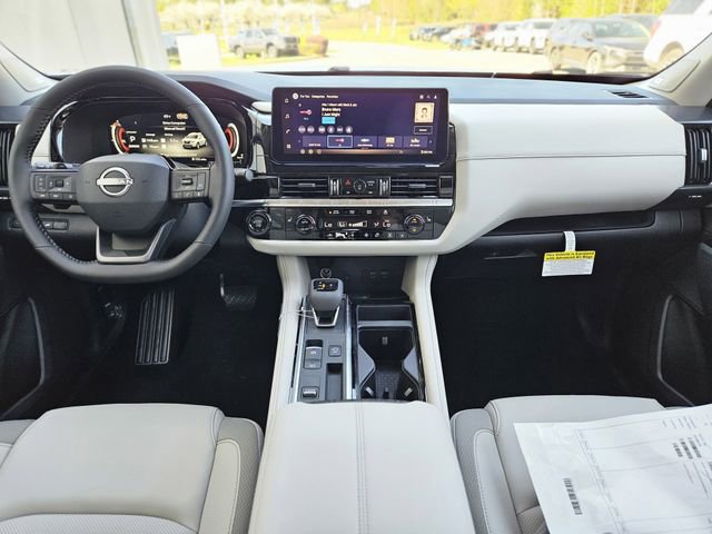 New 2026 Nissan Pathfinder SL w/ SL Premium Package image 42