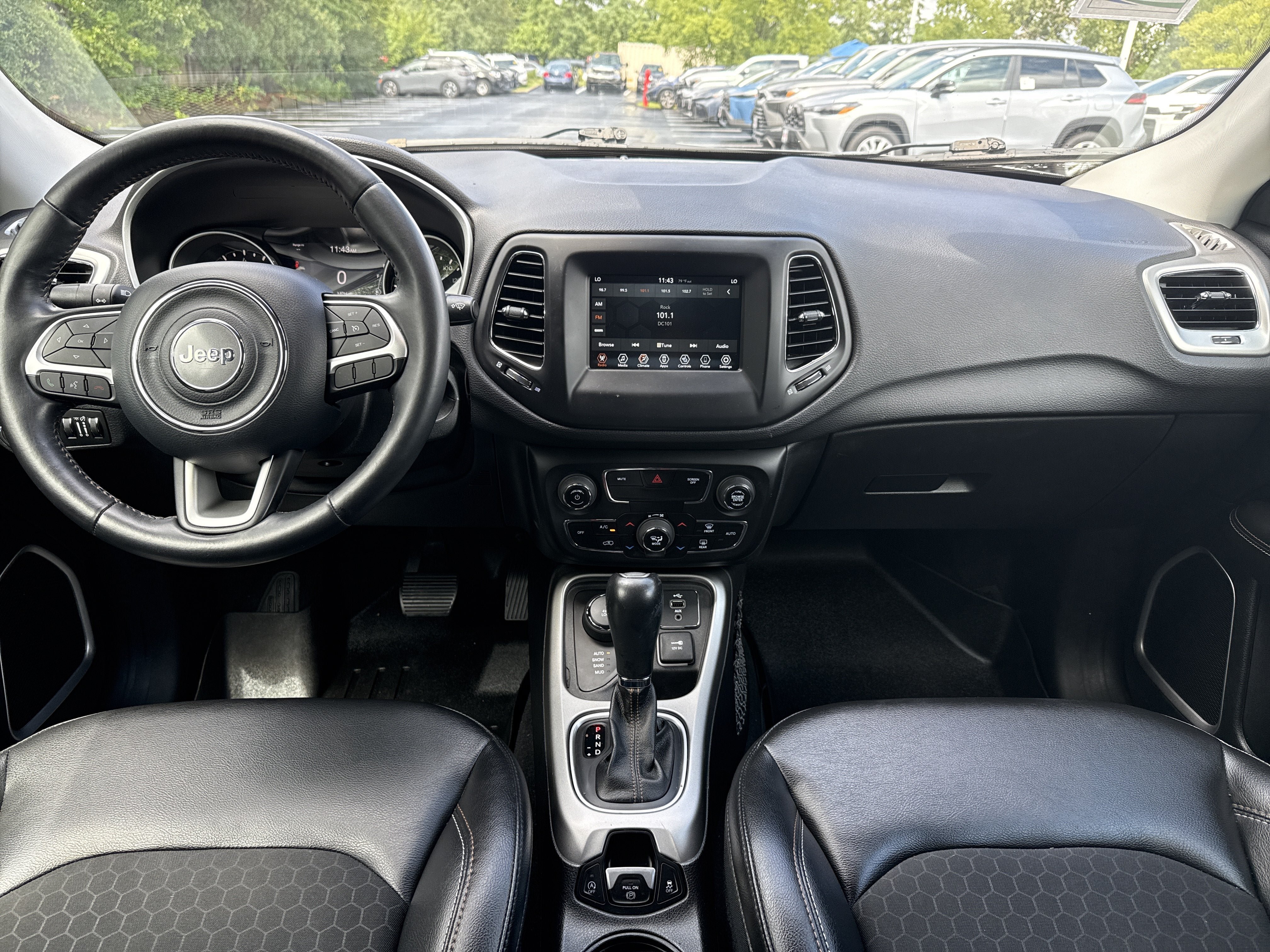 Used 2018 Jeep Compass Latitude w/ Popular Equipment Group AWD/4WD image 7