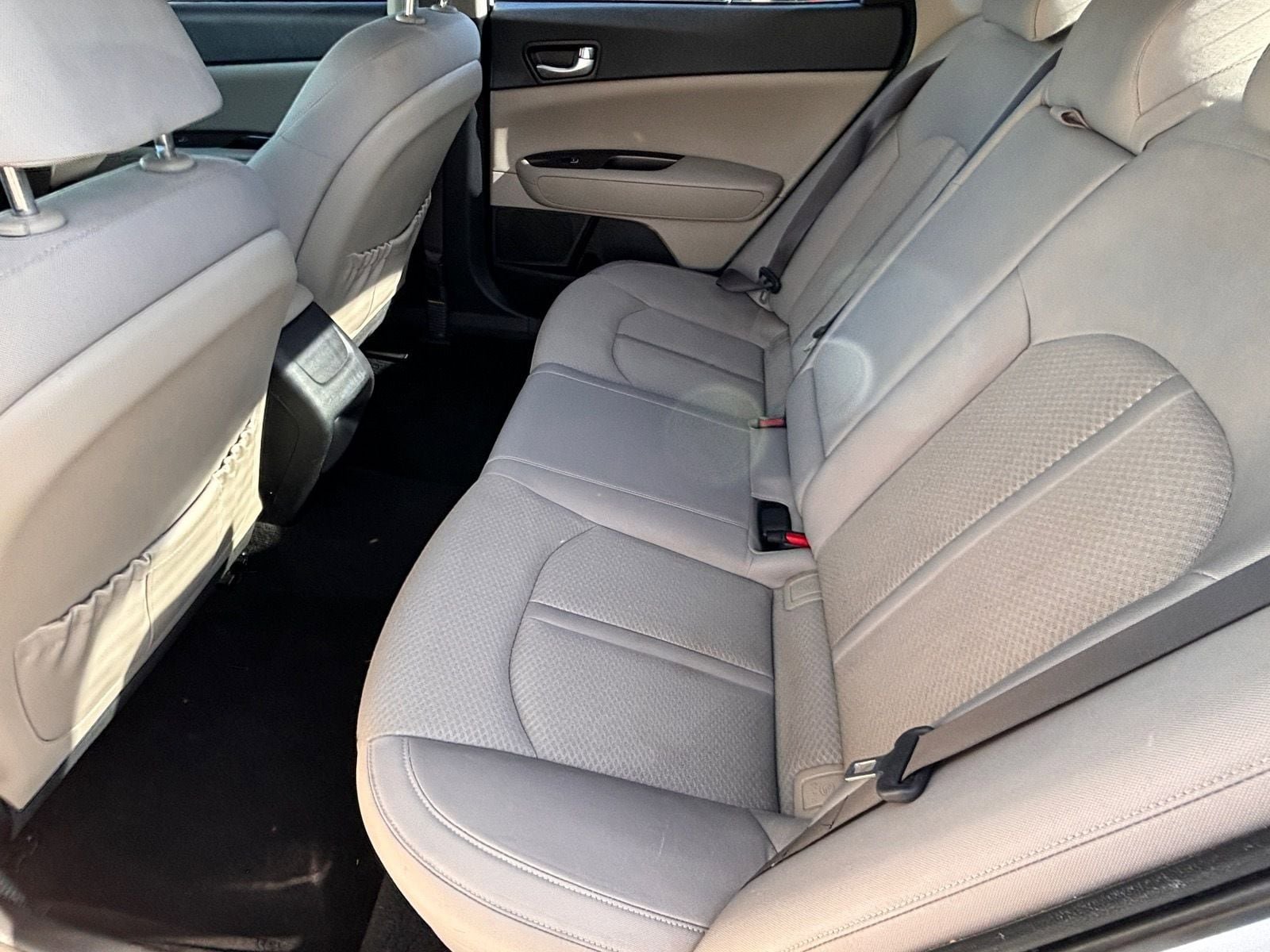 Used 2016 Kia Optima LX FWD image 16