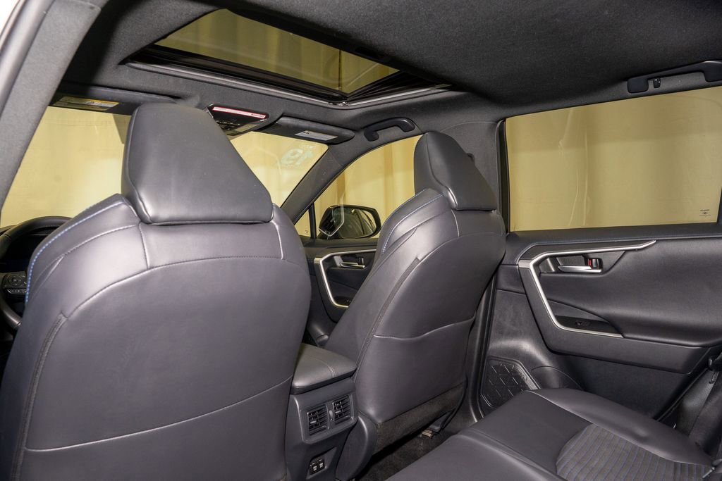 Used 2019 Toyota RAV4 XSE w/ XSE Weather Package image 10