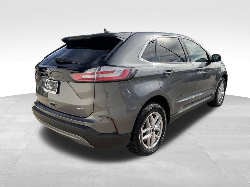 Used 2024 Ford Edge SEL AWD/4WD image 5
