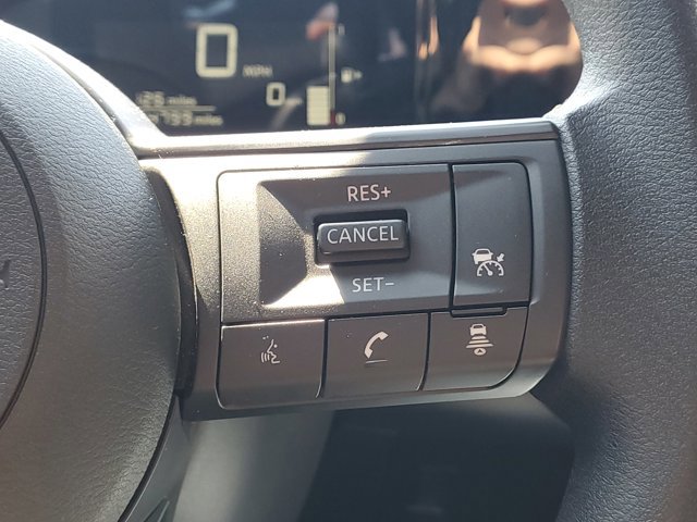 Certified 2026 Nissan Kicks SV FWD image 9