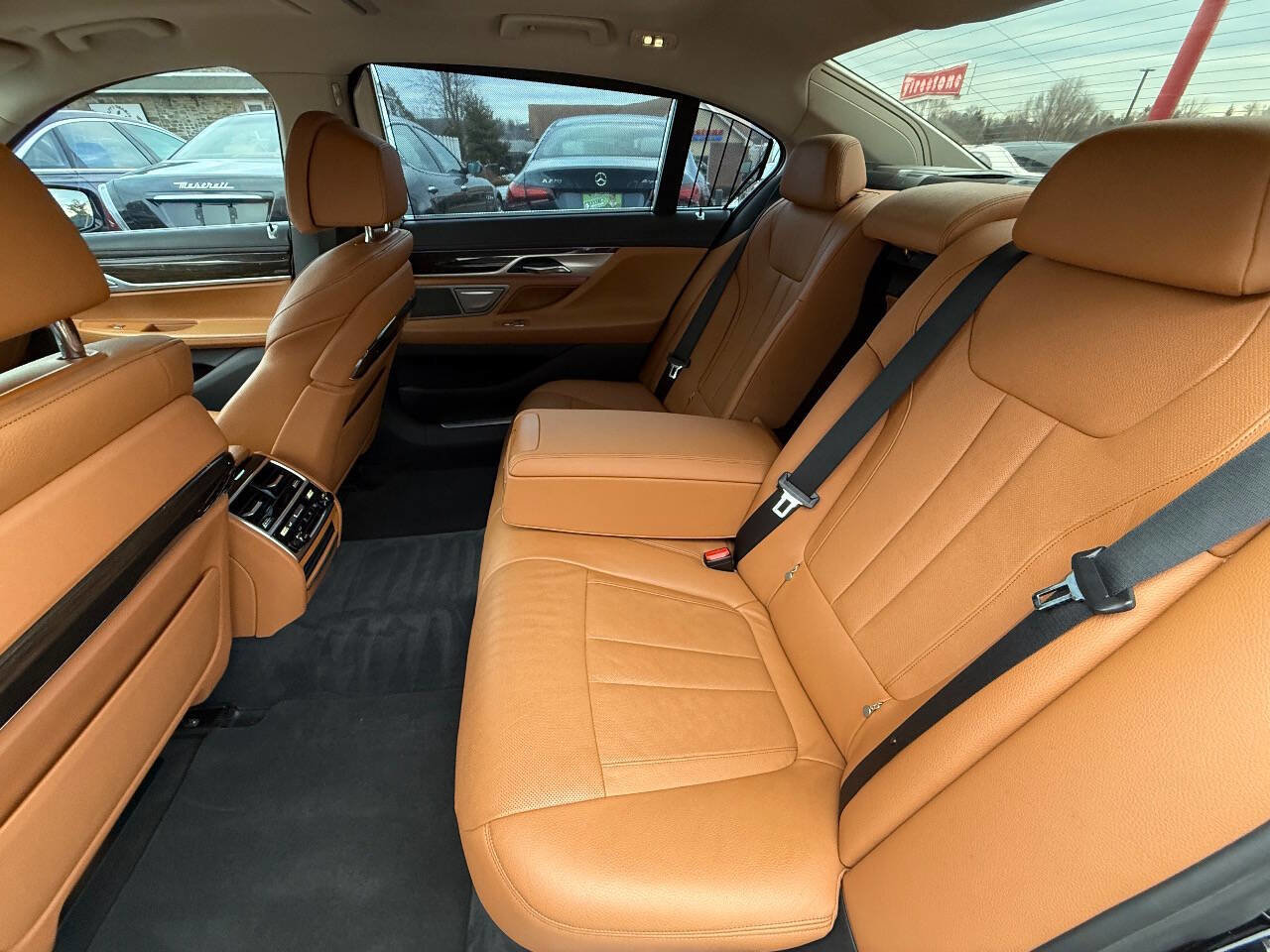 Used 2016 BMW 740i RWD image 12