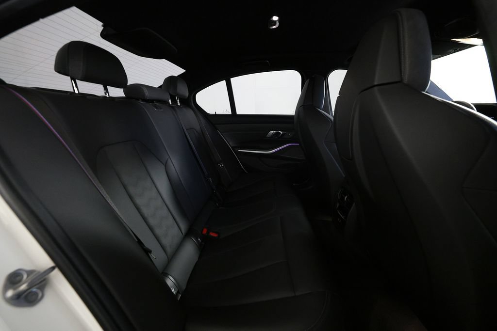 Used 2022 BMW M3 Competition RWD image 11