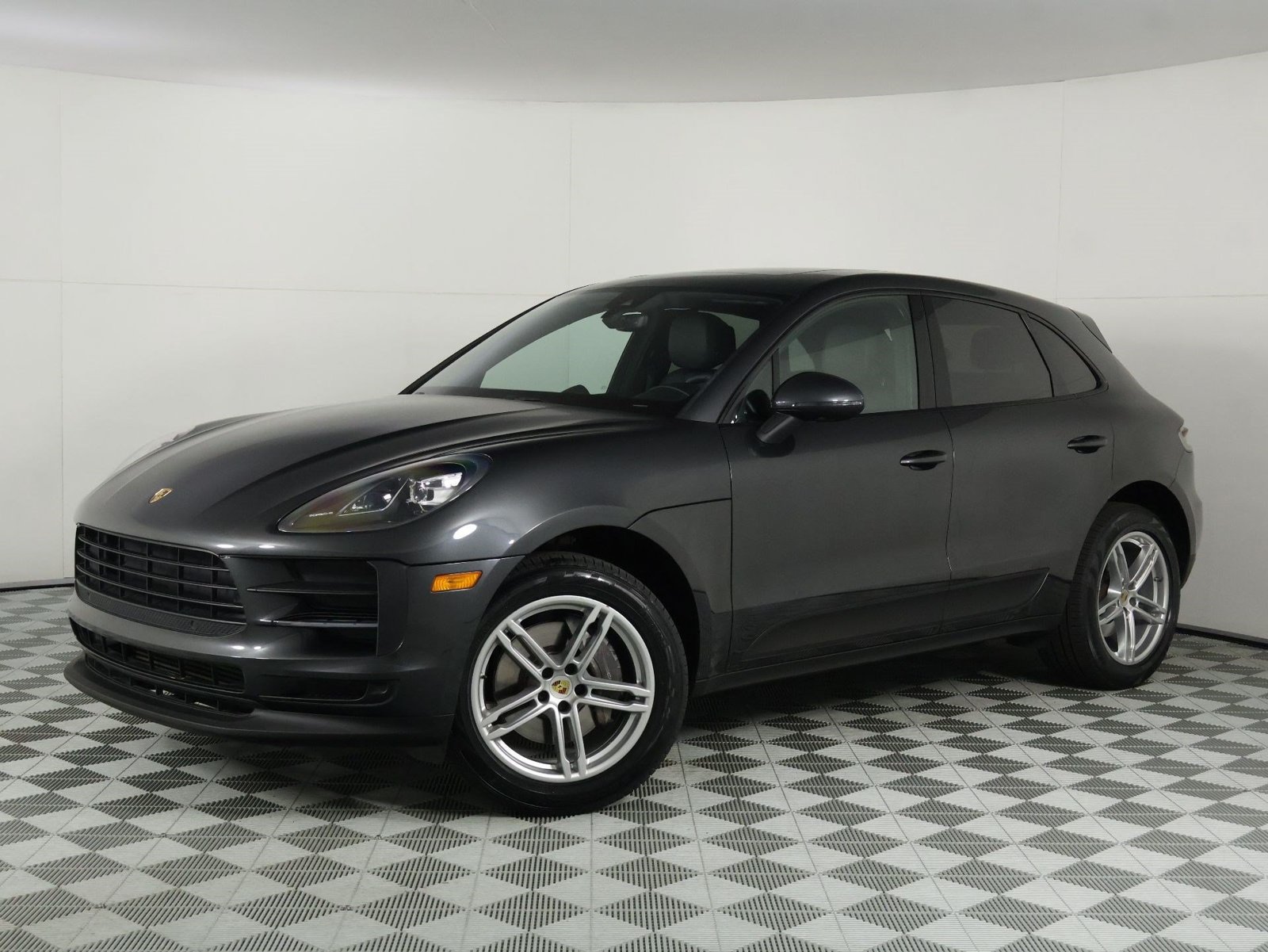 Certified 2021 Porsche Macan