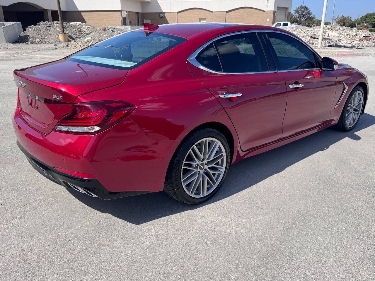 Used 2021 Genesis G70 2.0T w/ Elite Package RWD image 5