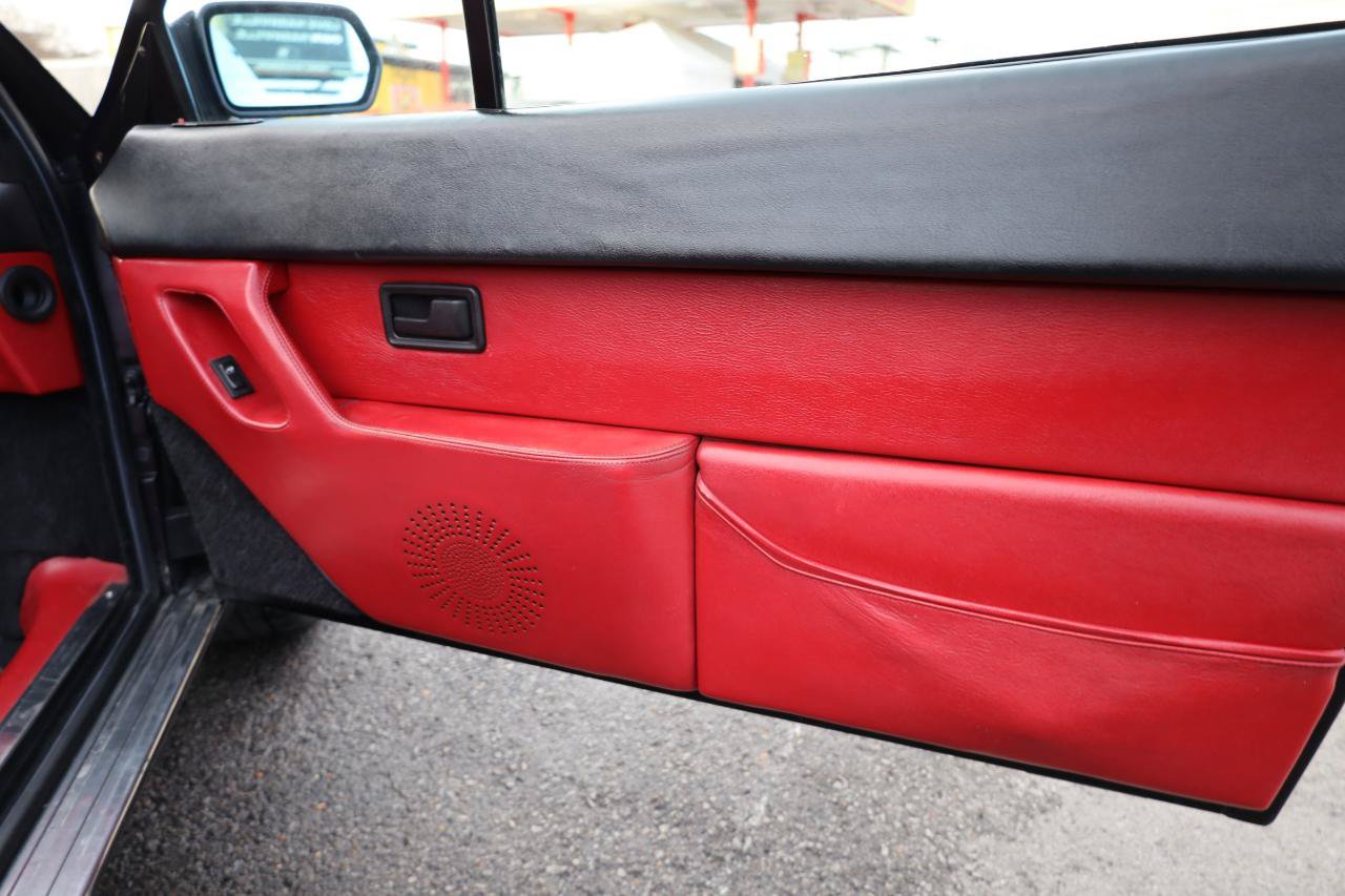 Used 1989 Ferrari Mondial T Cabriolet RWD image 43