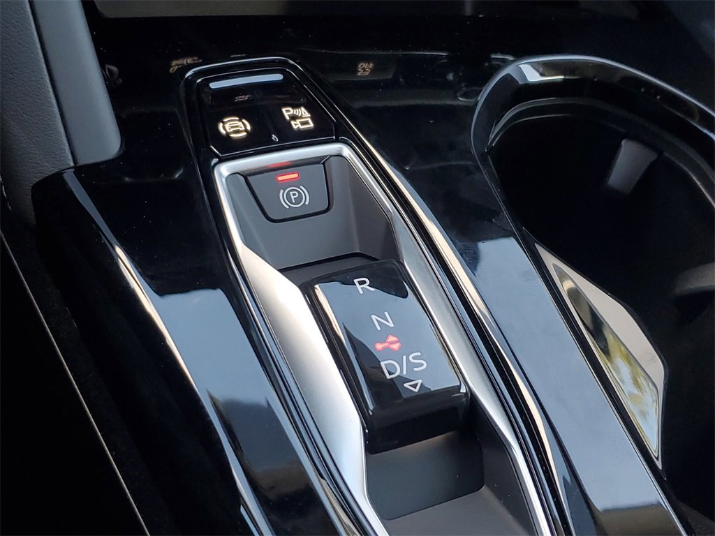 New 2025 Audi Q5 Premium Plus image 16