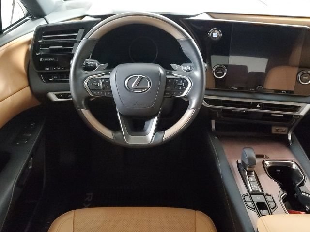 Used 2023 Lexus RX 350 Premium w/ Accessory Package AWD/4WD image 16