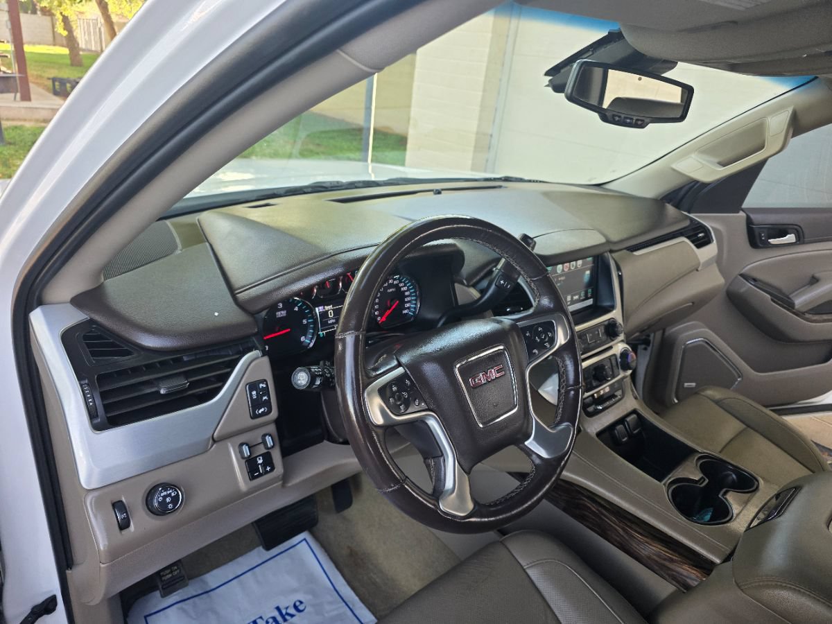 Used 2018 GMC Yukon SLT w/ HD Trailering Package RWD image 12