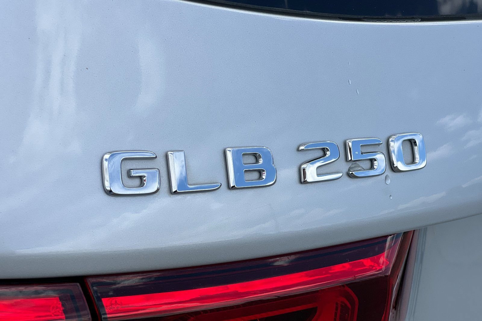 Used 2022 Mercedes-Benz GLB 250 image 12
