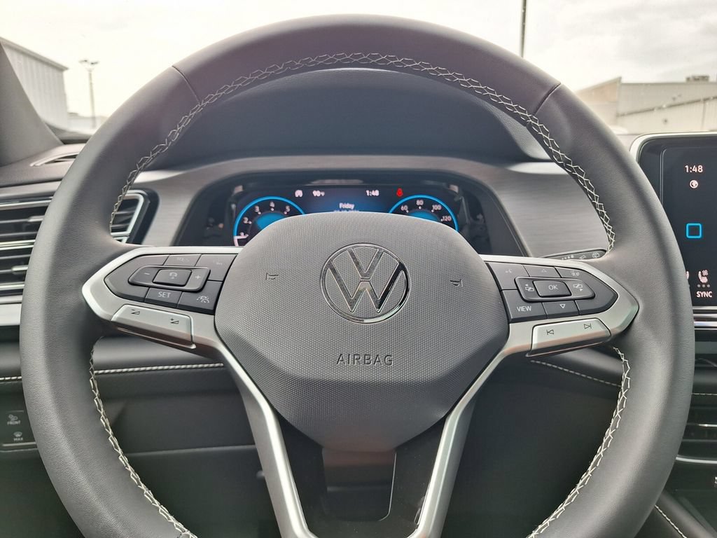 New 2026 Volkswagen Atlas Cross Sport SE FWD image 21