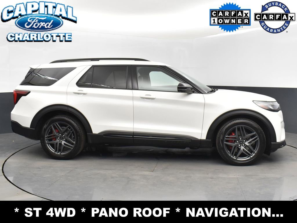 Used 2025 Ford Explorer ST image 25