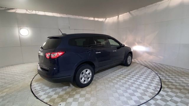 Used 2016 Chevrolet Traverse LS FWD image 3