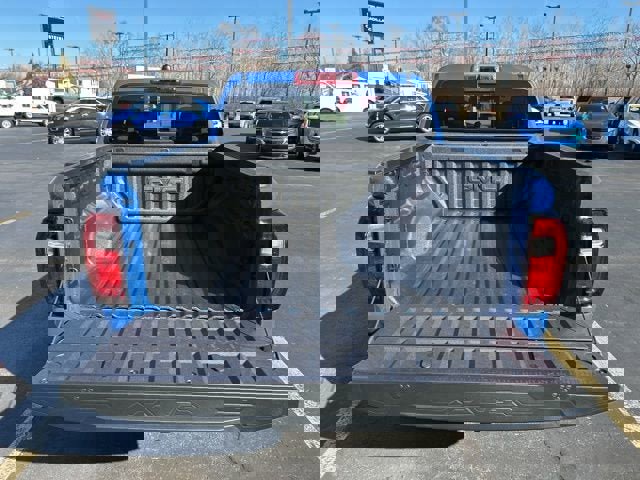 New 2026 GMC Canyon Elevation w/ Convenience Package image 5