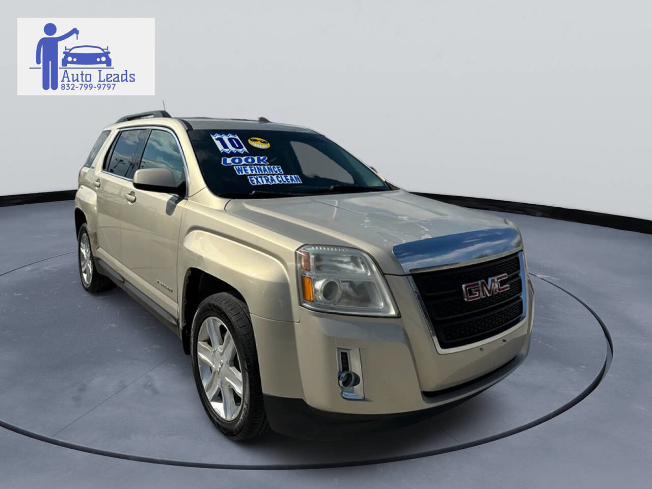 Used 2010 GMC Terrain SLE image 2