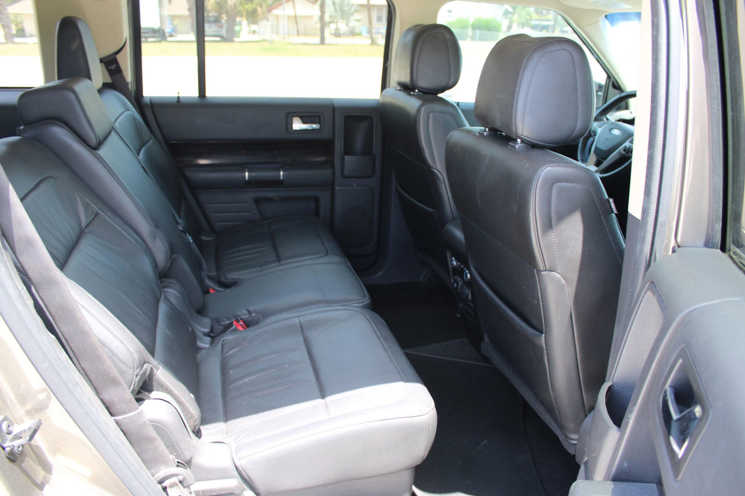 Used 2013 Ford Flex SEL FWD image 21