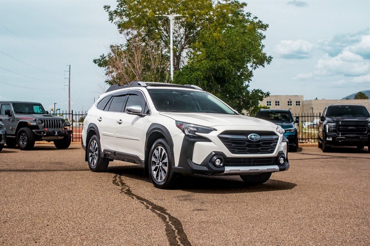 Used 2023 Subaru Outback Touring XT AWD/4WD image 1