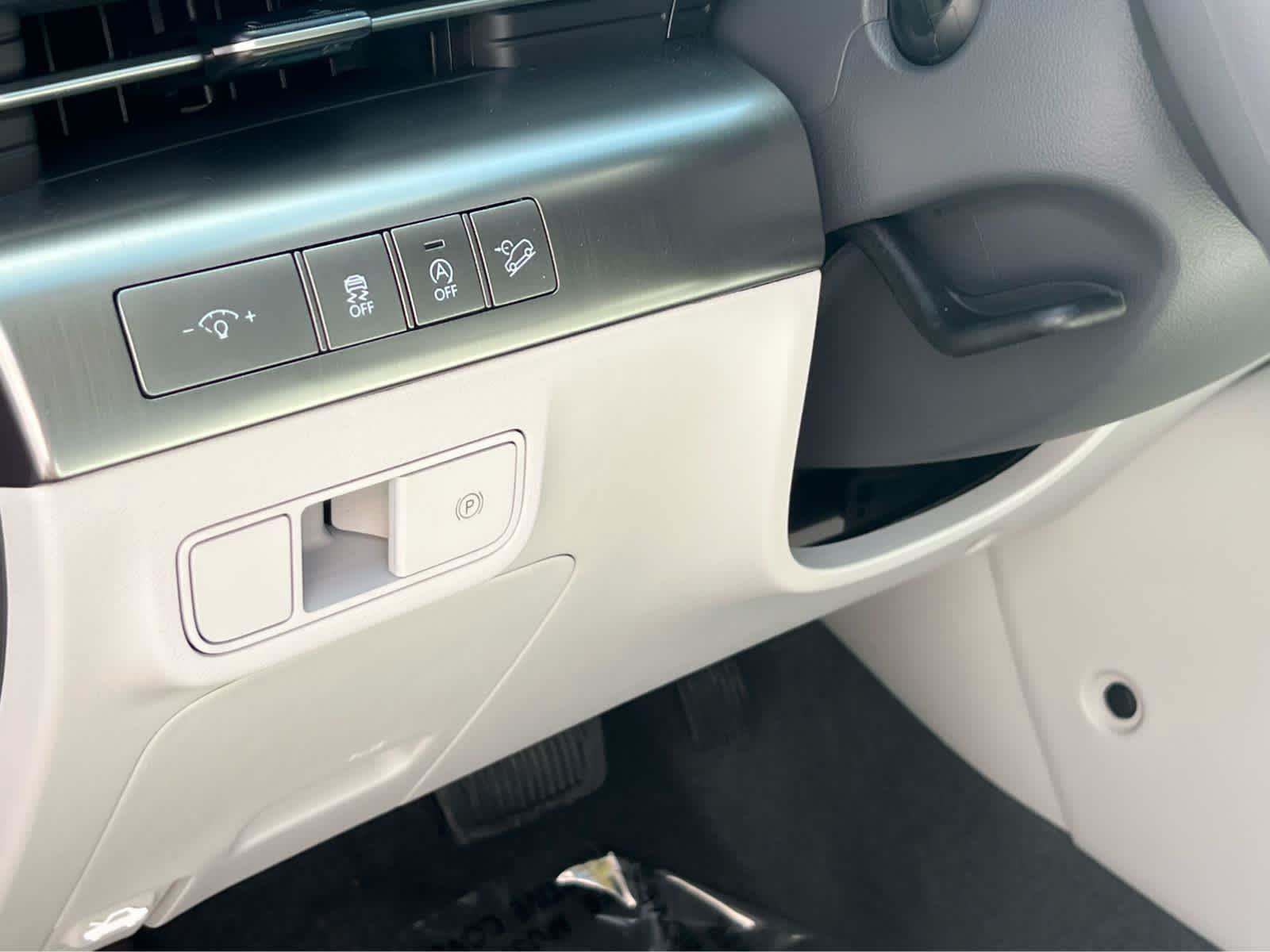 Certified 2026 Hyundai Kona SE AWD/4WD image 30