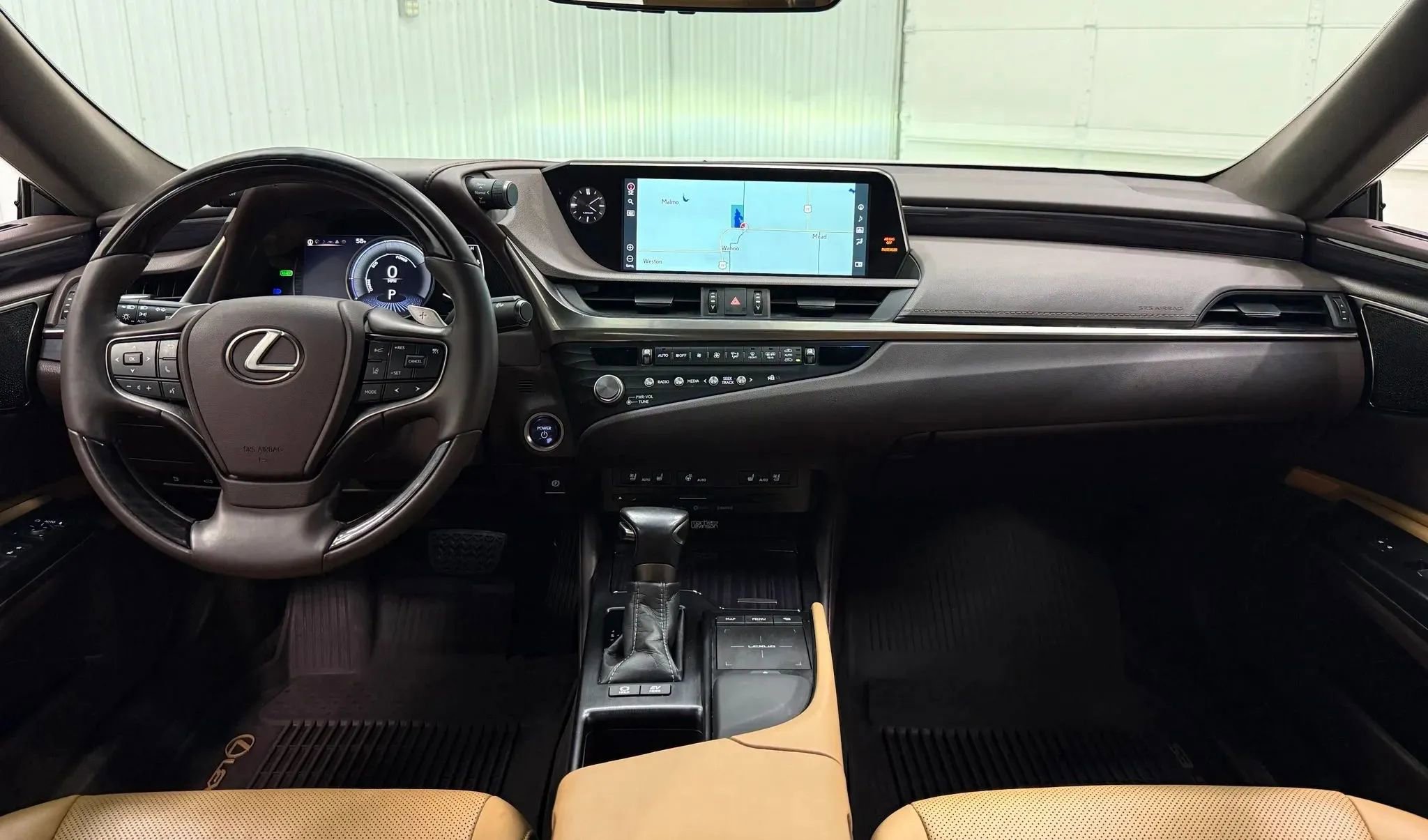 Used 2021 Lexus ES 300h w/ Premium Package FWD image 13