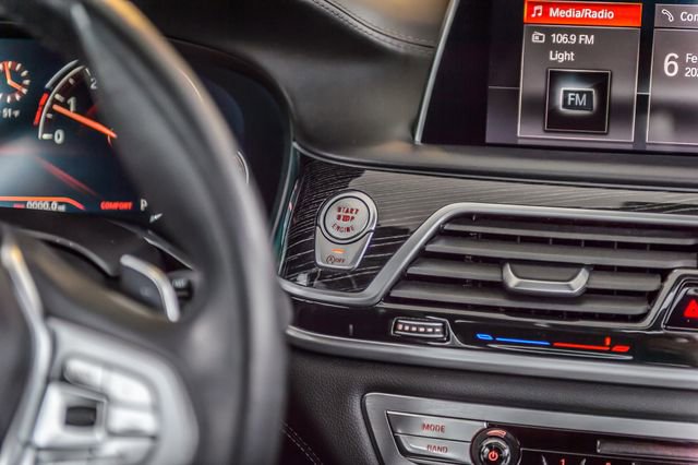 Used 2019 BMW 740i w/ Executive Package image 32