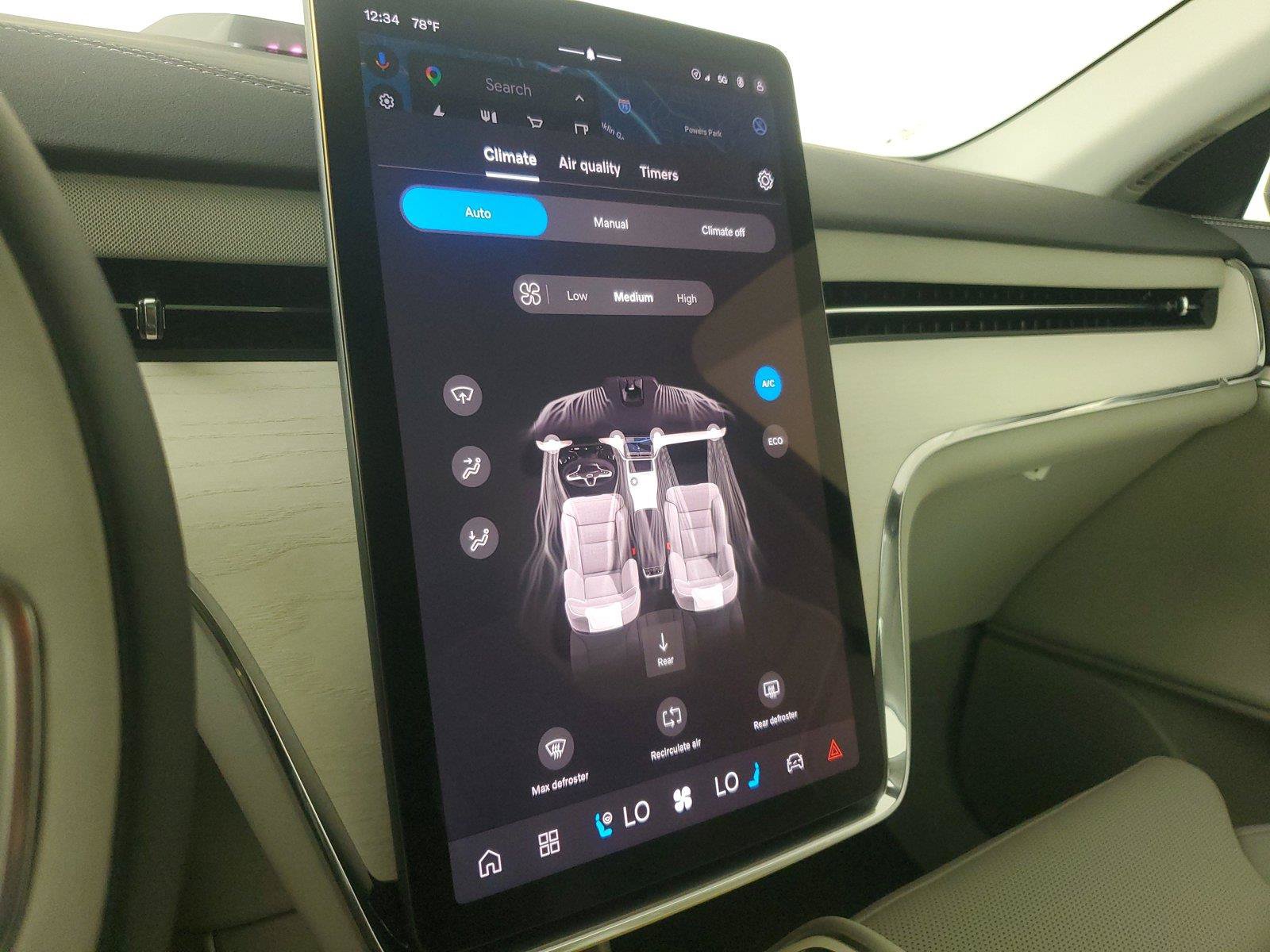 Certified 2025 Volvo EX90 Plus AWD/4WD image 30