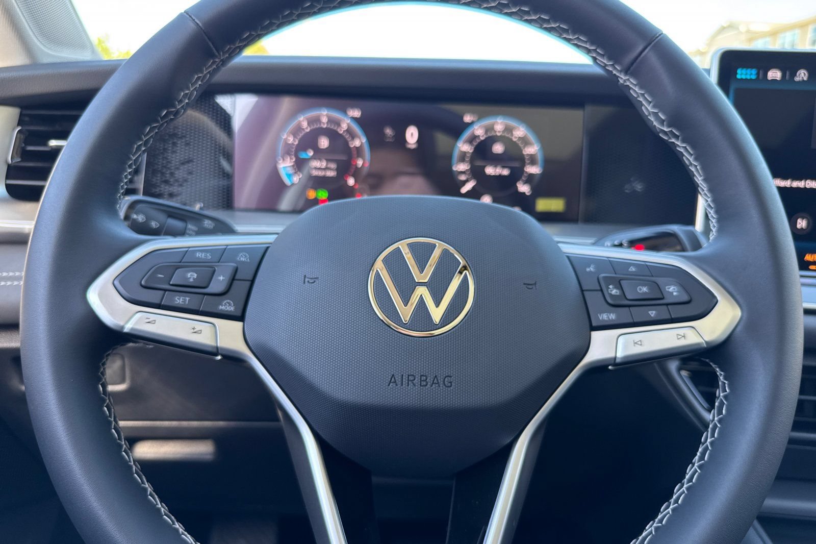 New 2026 Volkswagen Tiguan SE AWD/4WD image 23