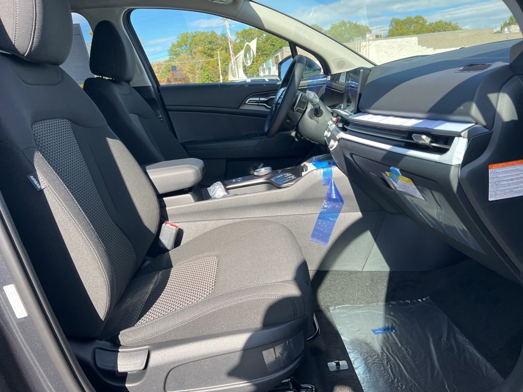 New 2026 Kia Sportage S image 14